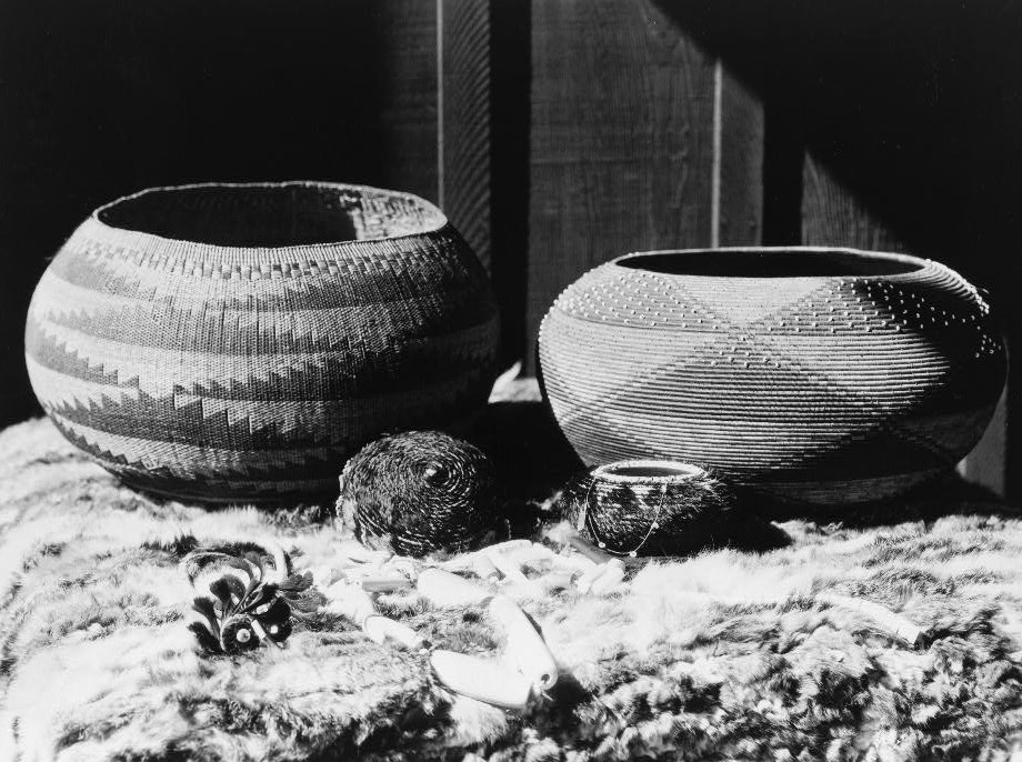 Pomo Baskets. Library of Congress, Prints & Photographs Division, Edward S. Curtis Collection [reproduction number, LC-USZ62-103071]